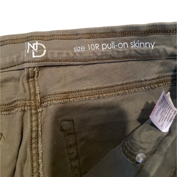 ND New Directions Womens Skinny Jeans Size 10R Pull On Olive Green Stretch - Picture 3 of 14